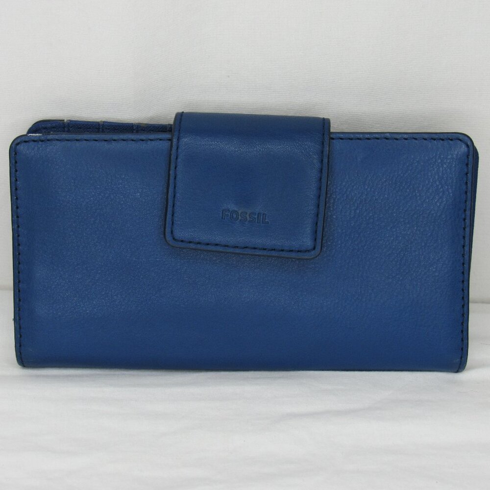 Fossil Blue Leather Clutch Wallet Card